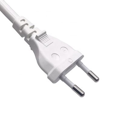 Beyaz Avrupa Güç Kablosu Voltaj Derecesi VDE 2 PIN Plug 2.5A 250V 1.7m